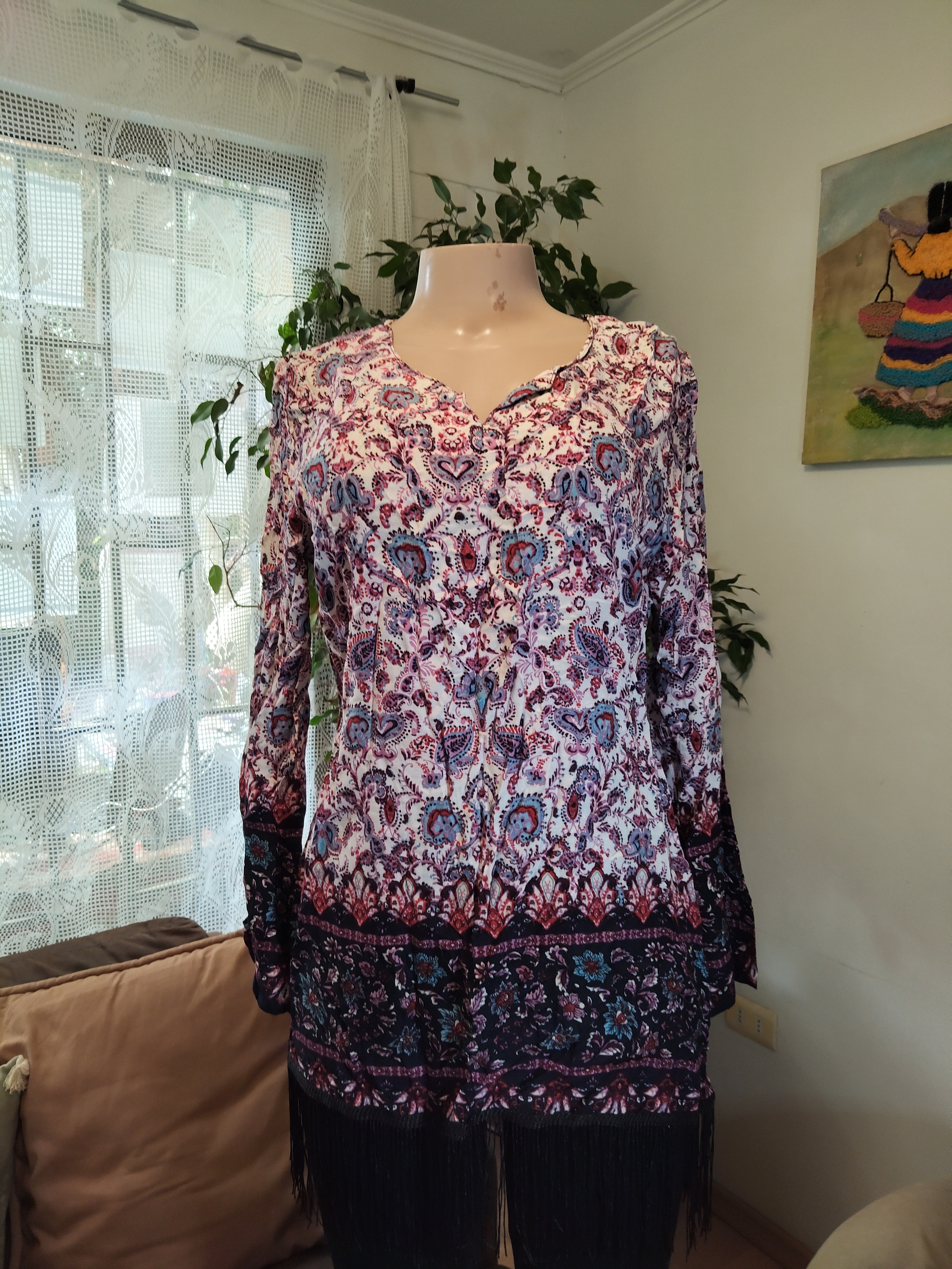 Túnica paisley con flecos negros