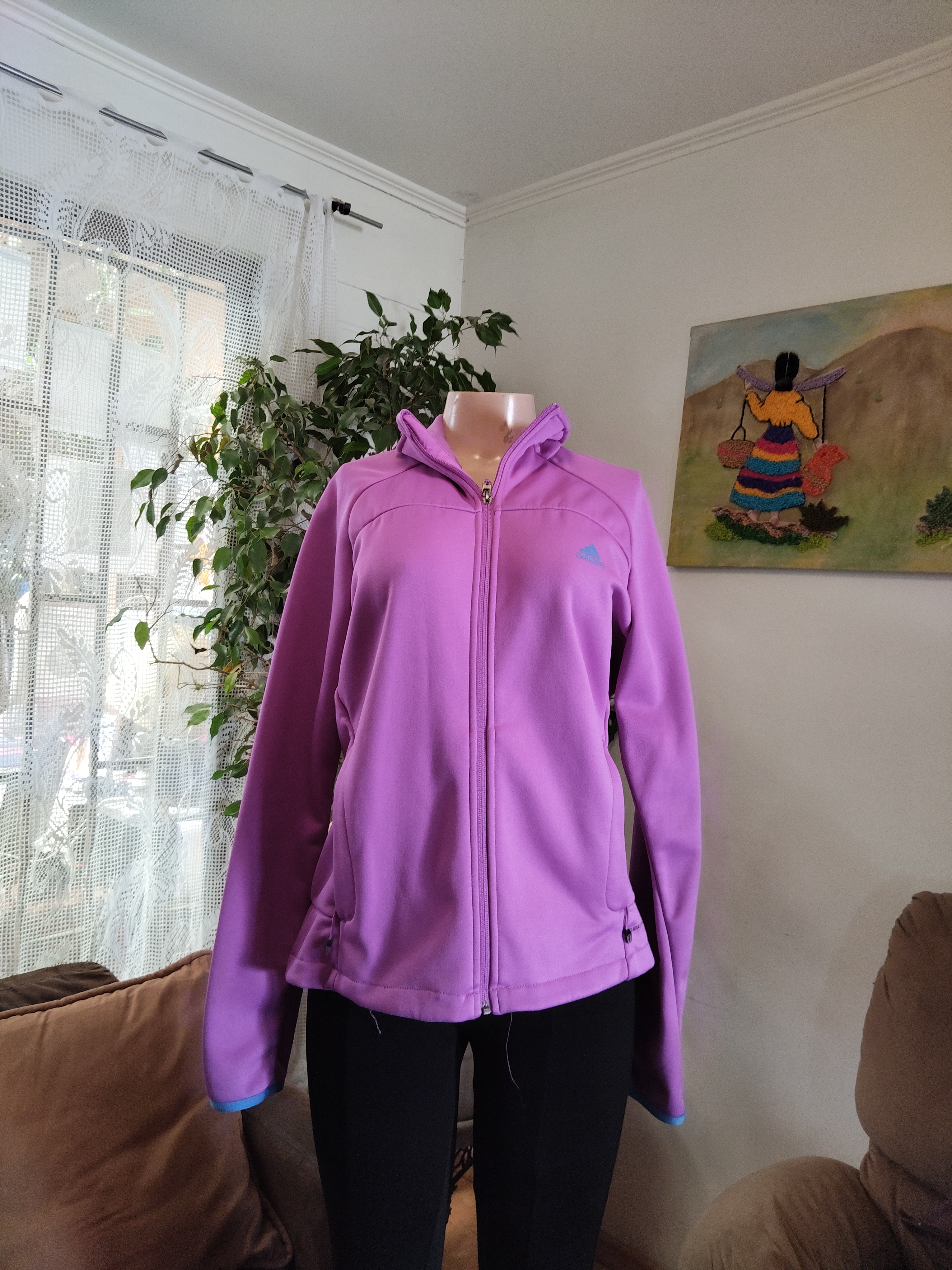 Chaqueta softshell lila Adidas con capucha
