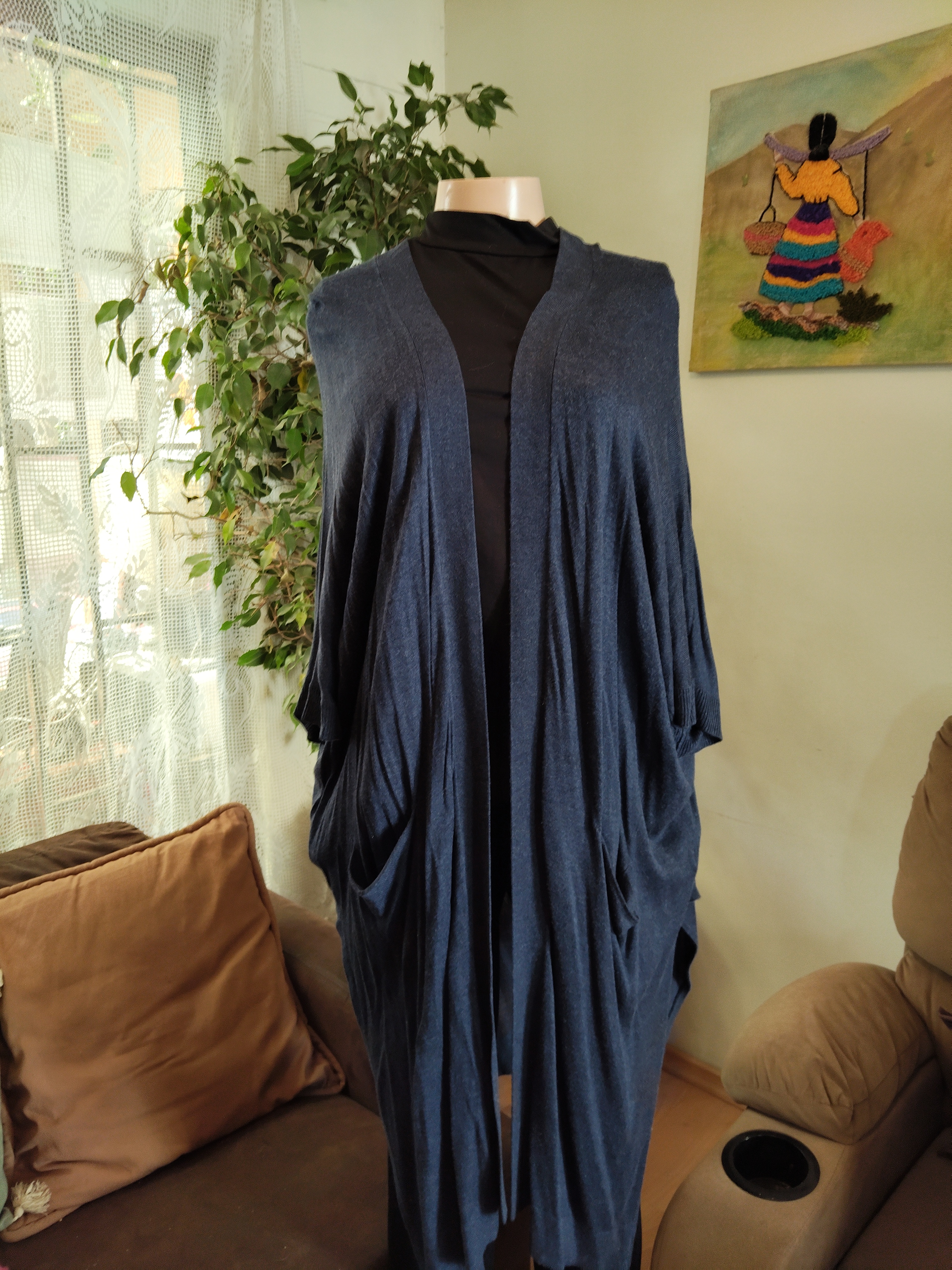 Cárdigan largo azul con bolsillos oversize