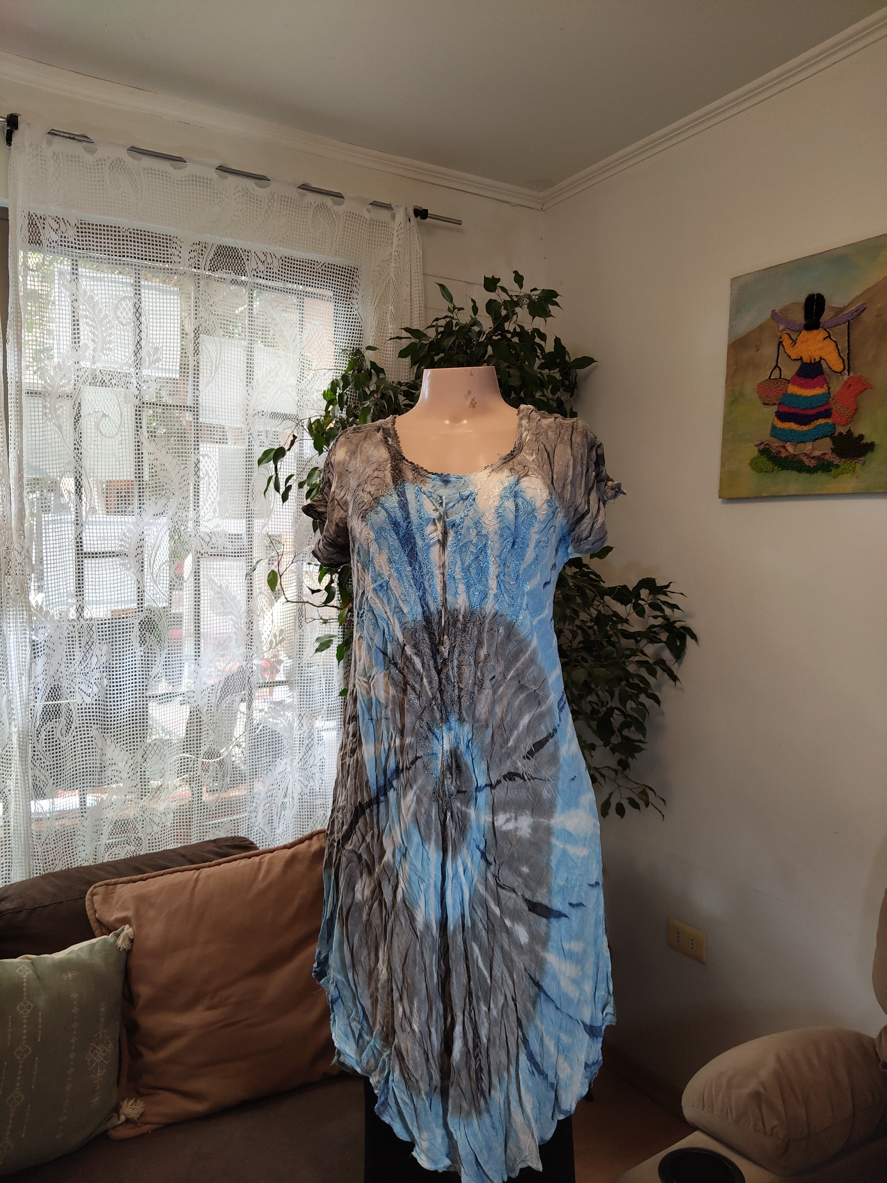 Vestido tie-dye azul y gris manga corta