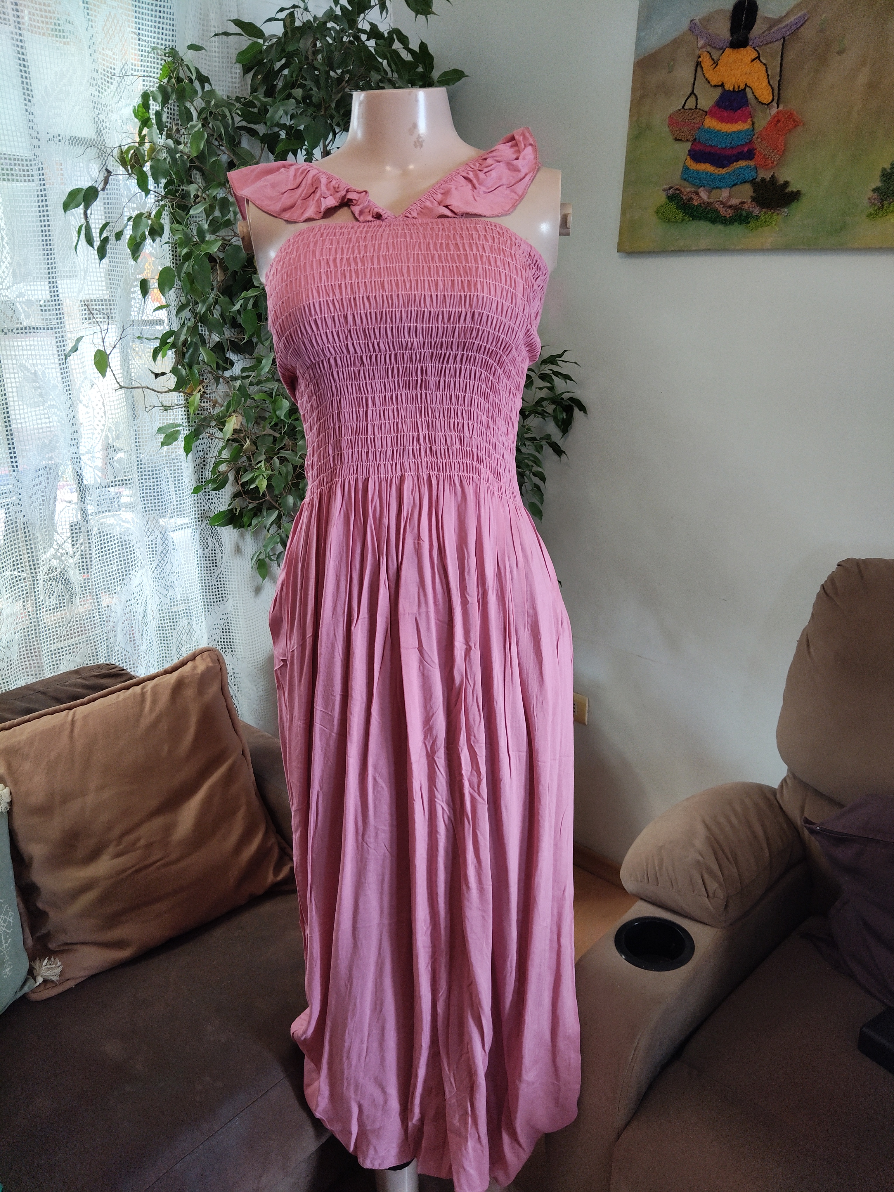 Vestido rosa palo smock con volado halter