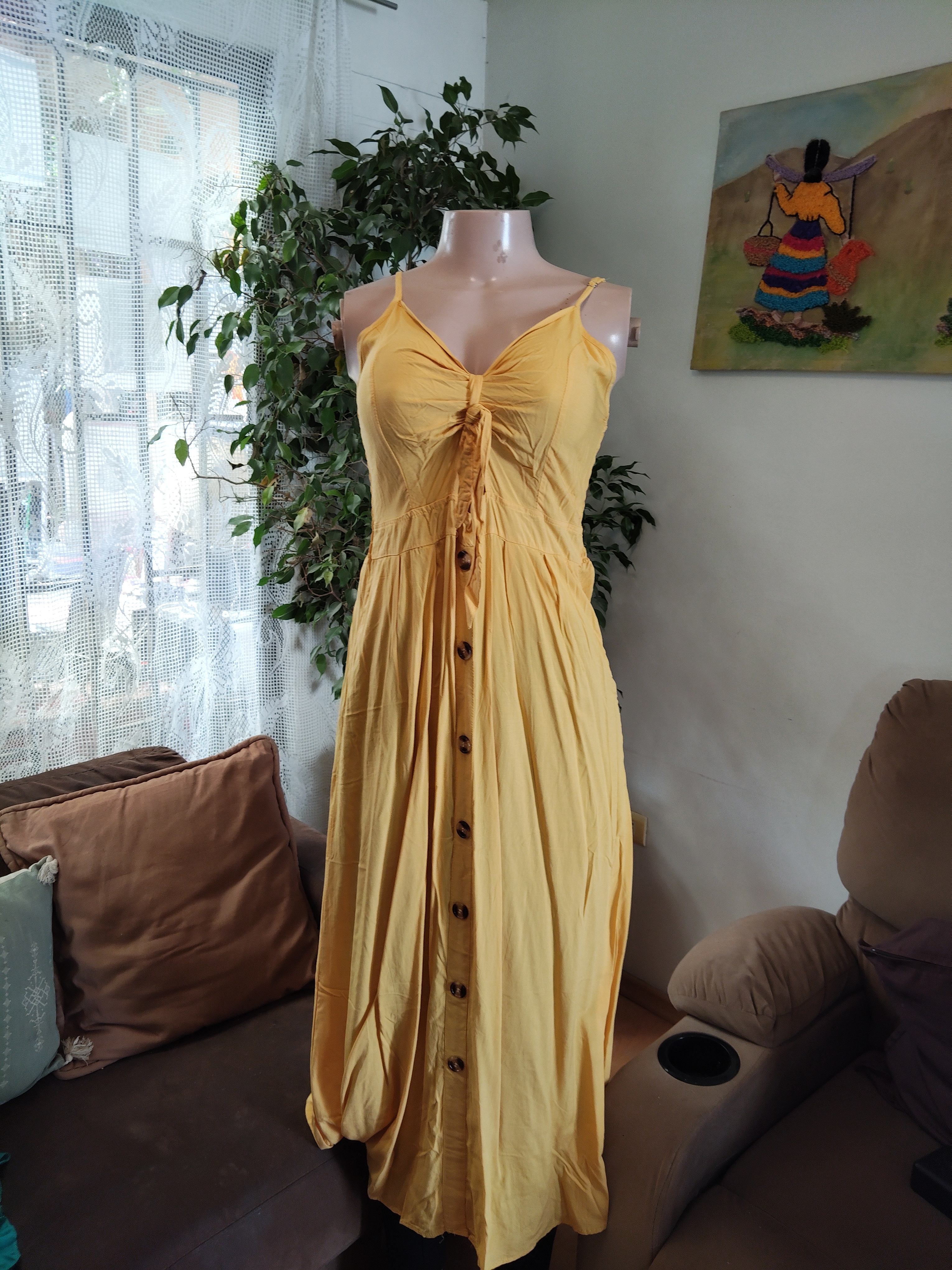 Vestido amarillo mostaza botones y lazo
