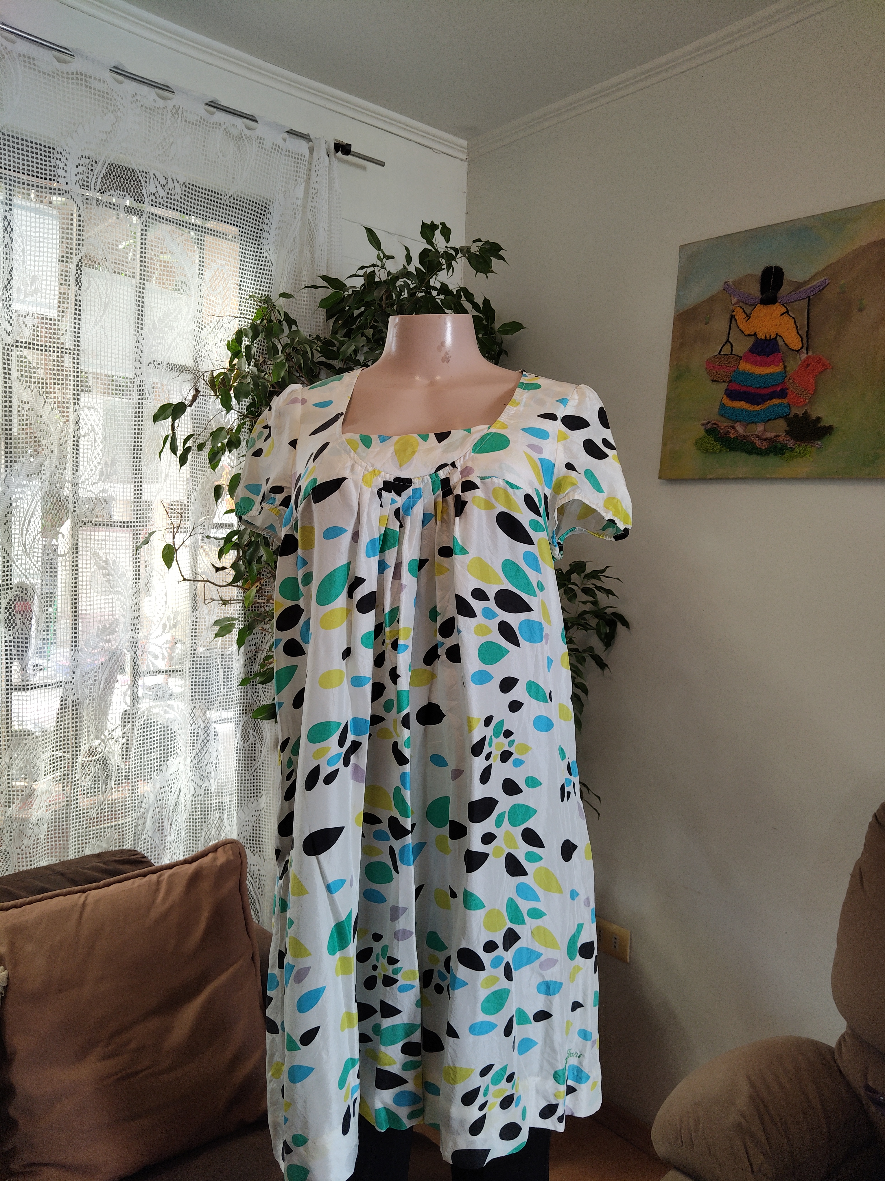 Blusa blanca estampado gotas multicolor